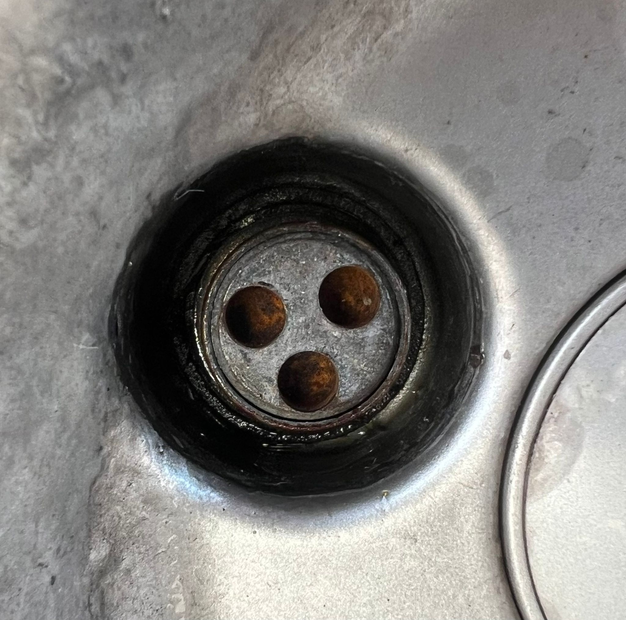 Seized or rusted locking wheel nut removal