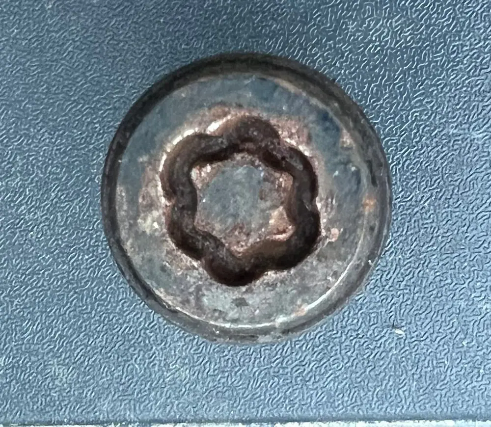 Seized or rusted locking wheel nut removal