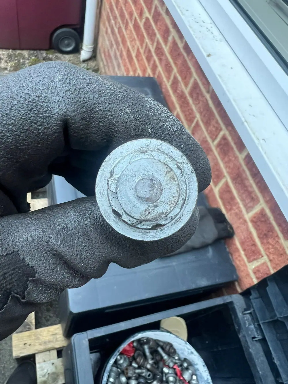Seized or rusted locking wheel nut removal